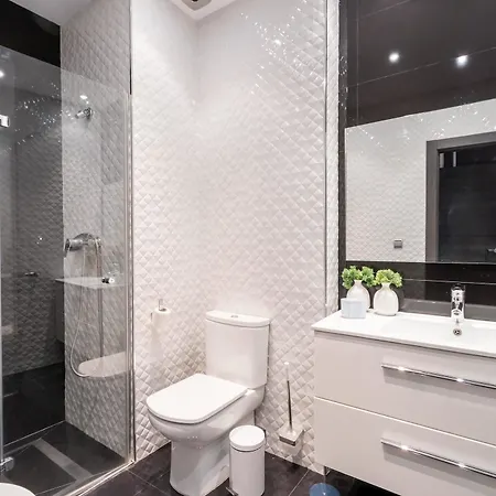 With 3 Bedrooms In Granada, With Wonderful View, Balcon *